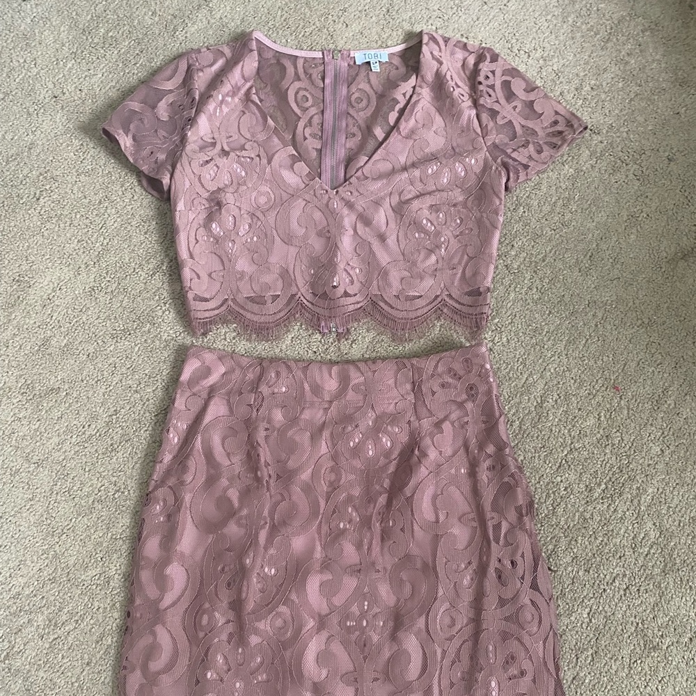 New Two Piece Set Pretty Mauve Color - image 1